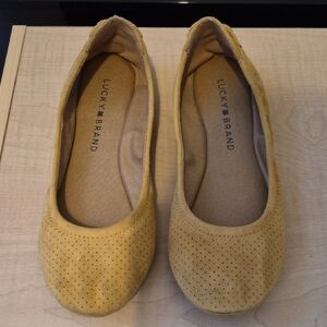 Lucky Brand Women's Yellow Perforated Loafers